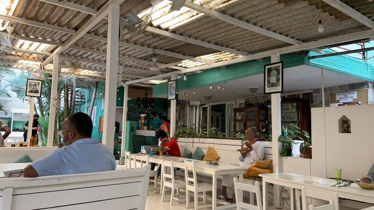 Cafe Yogisthan – A New Age | Paradise of Peace