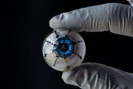 “Restoring Vision to the Blind: The Incredible Breakthrough of the Bionic Eye”